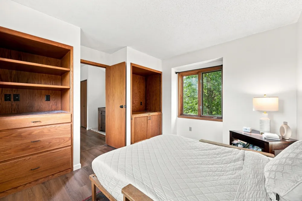 15 Fremont Drive S Fargo, ND 58103