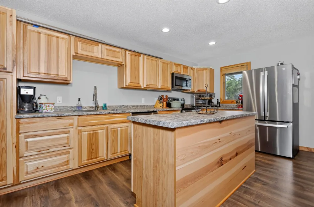 402 Quadna Mountain Road Hill City, MN 55748