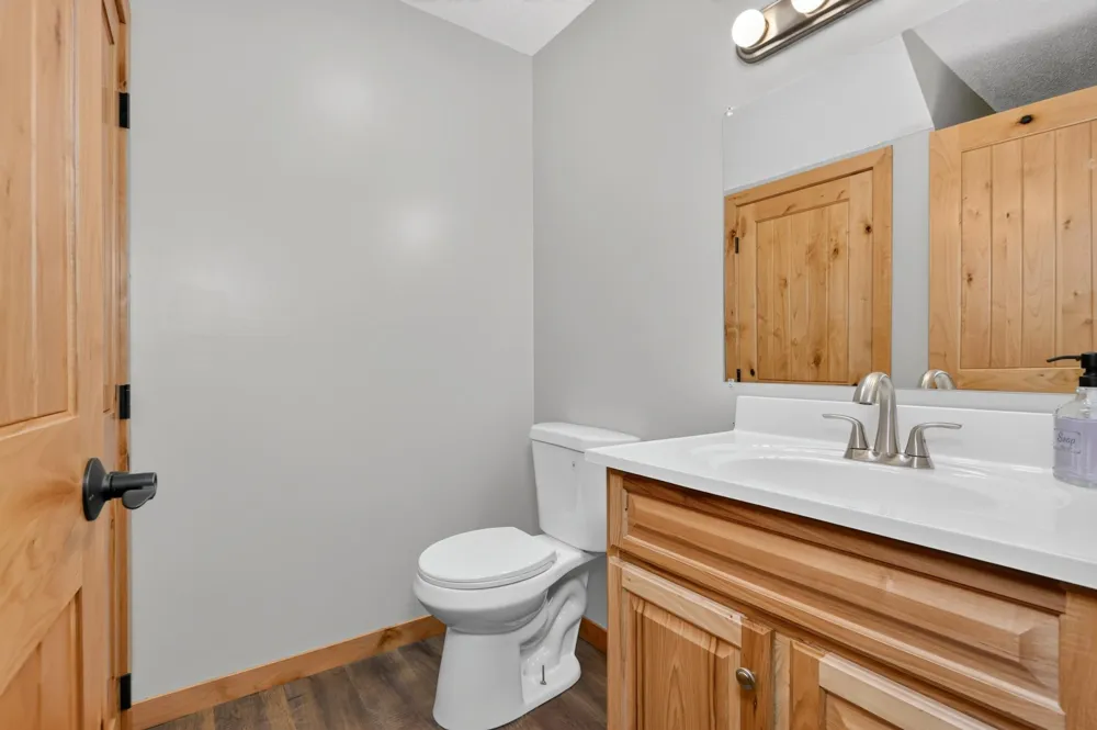 402 Quadna Mountain Road Hill City, MN 55748