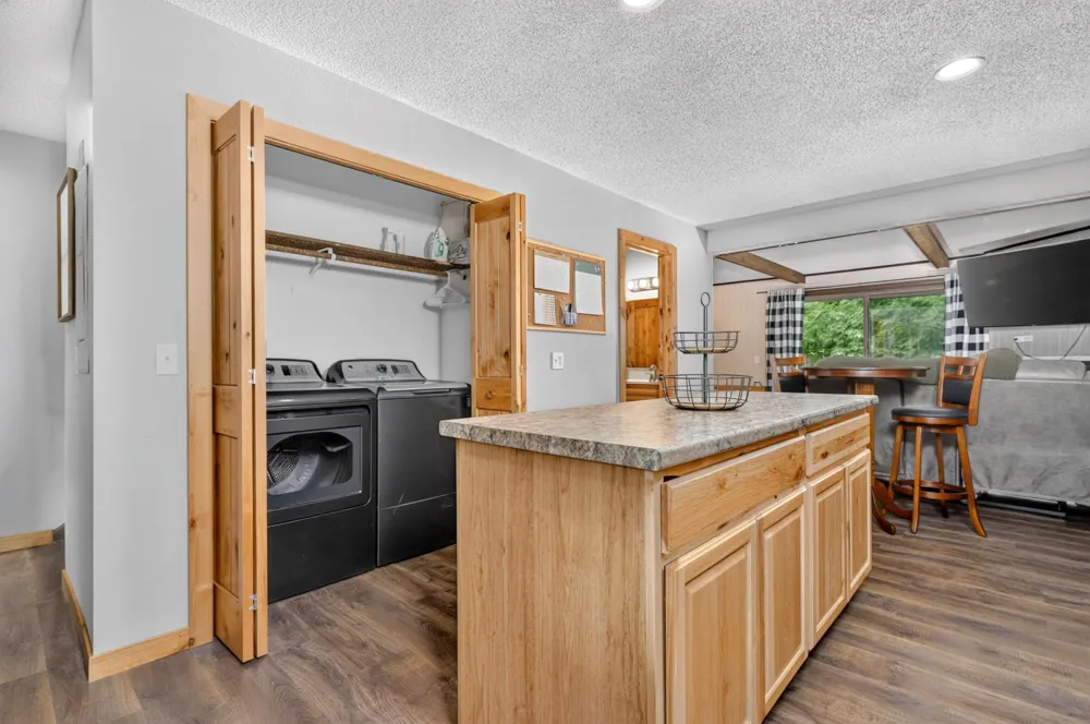 402 Quadna Mountain Road Hill City, MN 55748