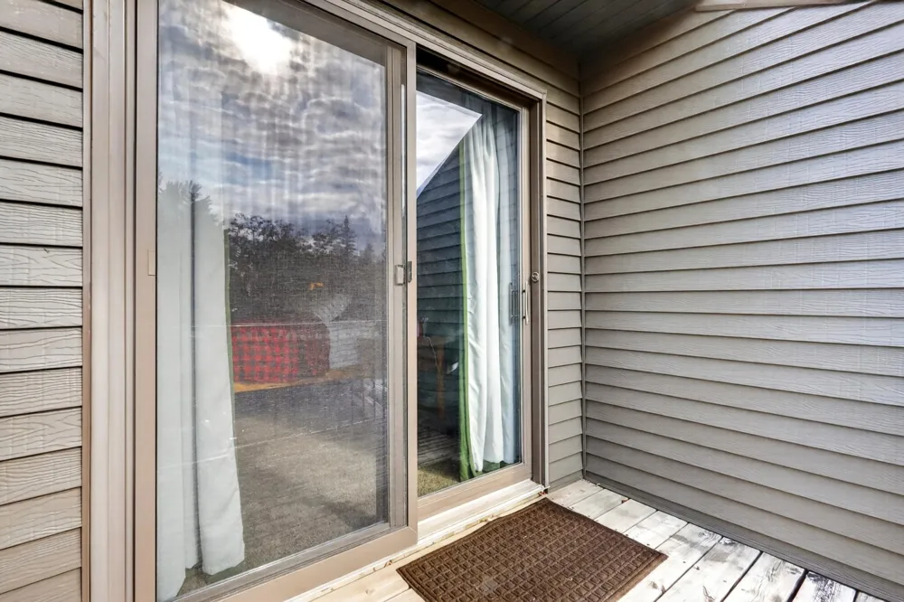 402 Quadna Mountain Road Hill City, MN 55748