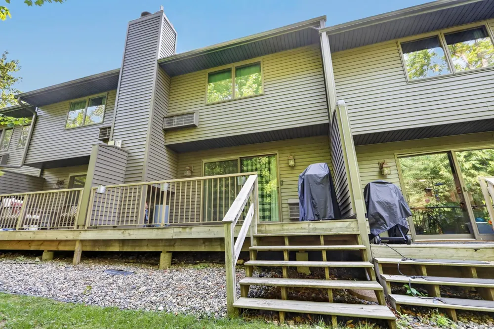 402 Quadna Mountain Road Hill City, MN 55748