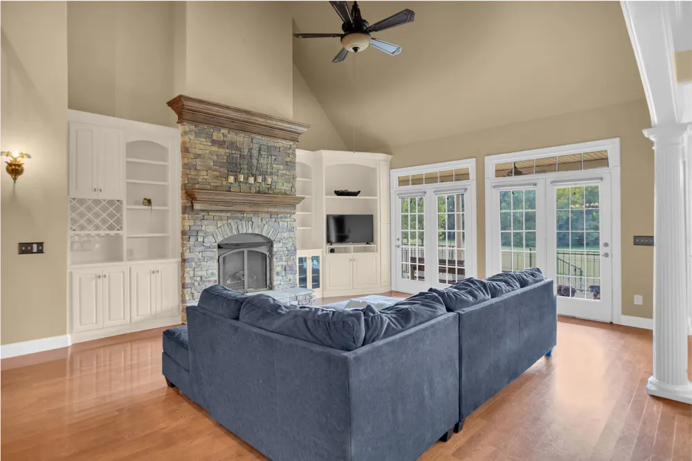 1405 Drakes Creek Rd Hendersonville, TN 37075