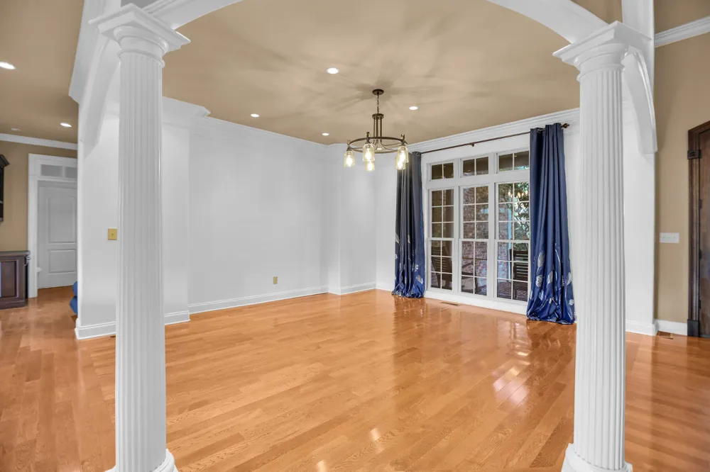 1405 Drakes Creek Rd Hendersonville, TN 37075