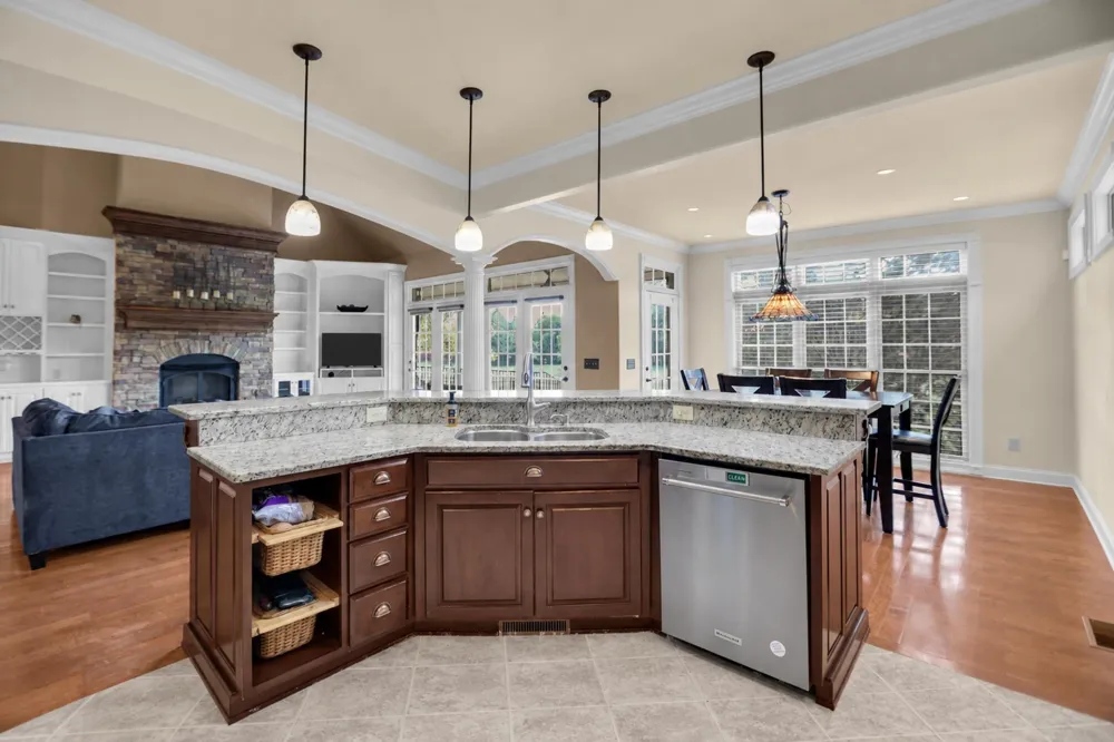 1405 Drakes Creek Rd Hendersonville, TN 37075