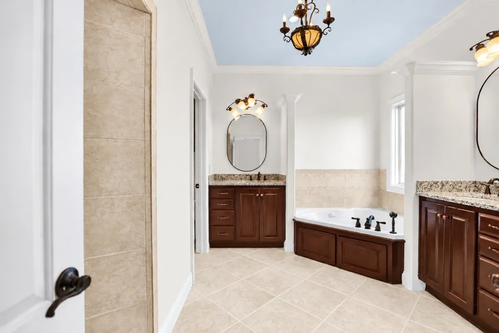 1405 Drakes Creek Rd Hendersonville, TN 37075