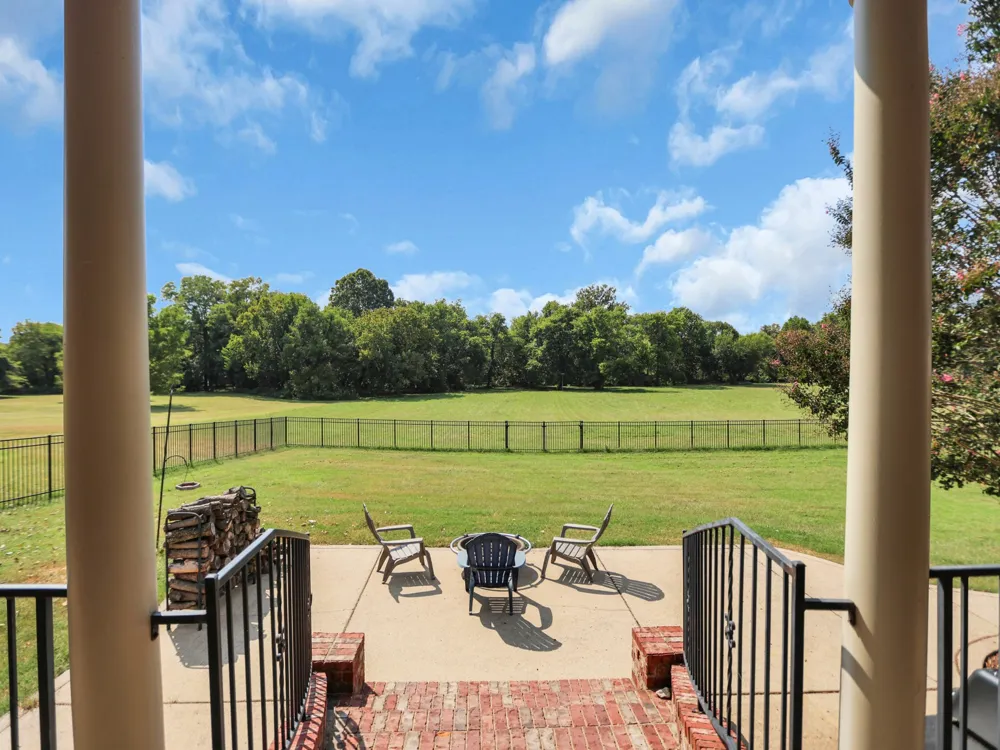 1405 Drakes Creek Rd Hendersonville, TN 37075