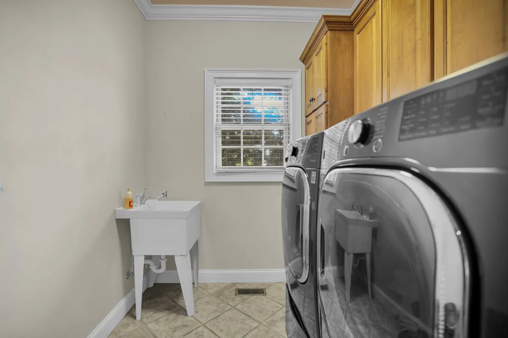 1405 Drakes Creek Rd Hendersonville, TN 37075