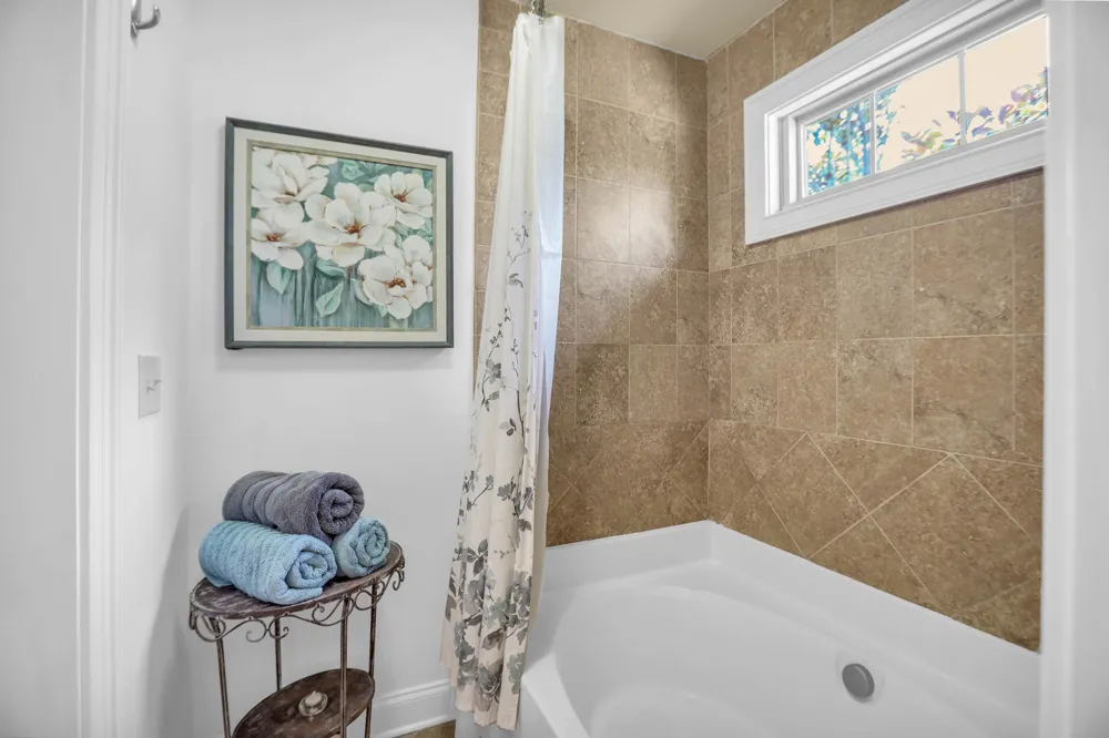1405 Drakes Creek Rd Hendersonville, TN 37075