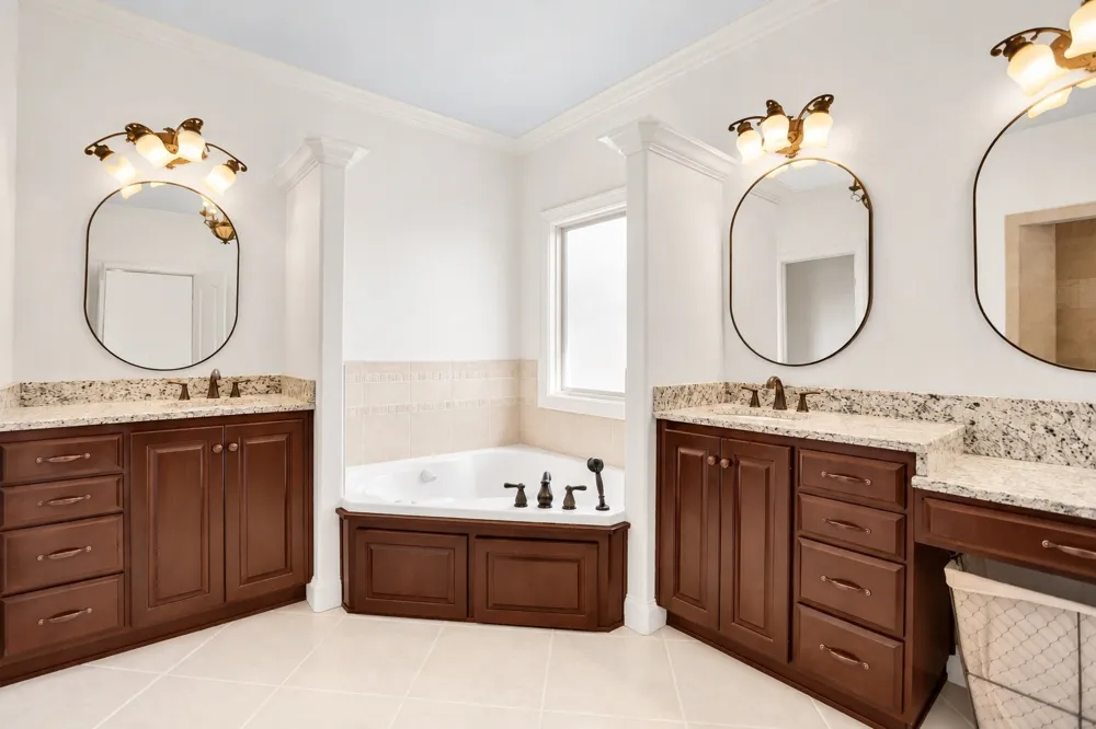 1405 Drakes Creek Rd Hendersonville, TN 37075