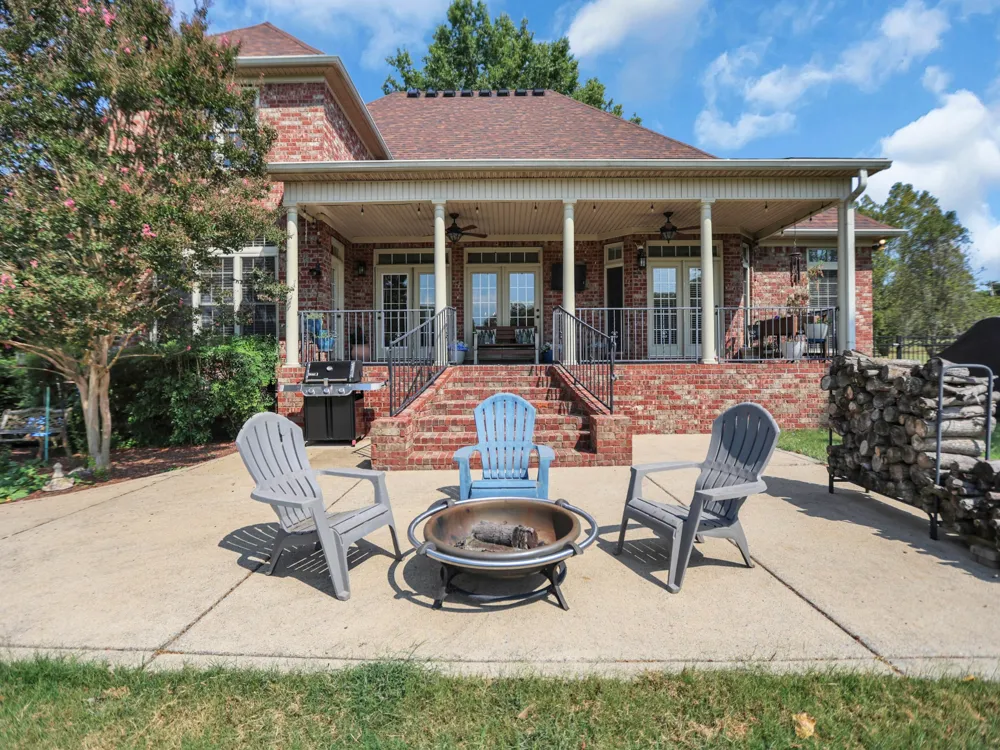 1405 Drakes Creek Rd Hendersonville, TN 37075