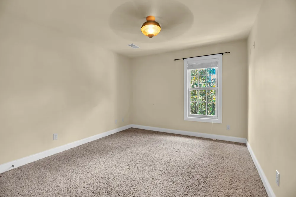 1405 Drakes Creek Rd Hendersonville, TN 37075