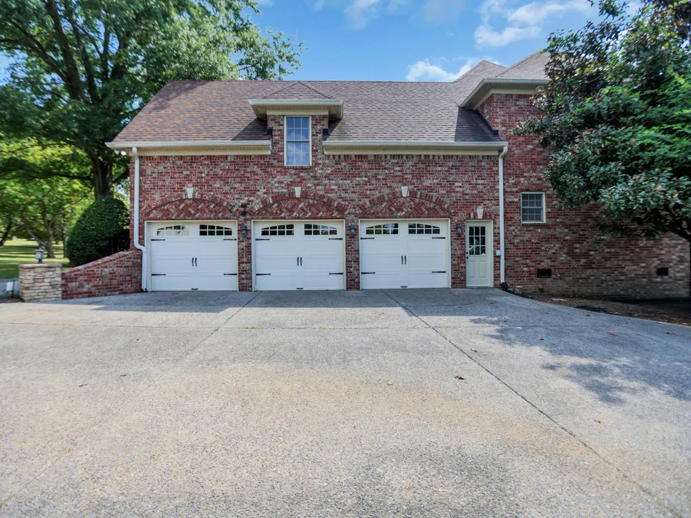 1405 Drakes Creek Rd Hendersonville, TN 37075