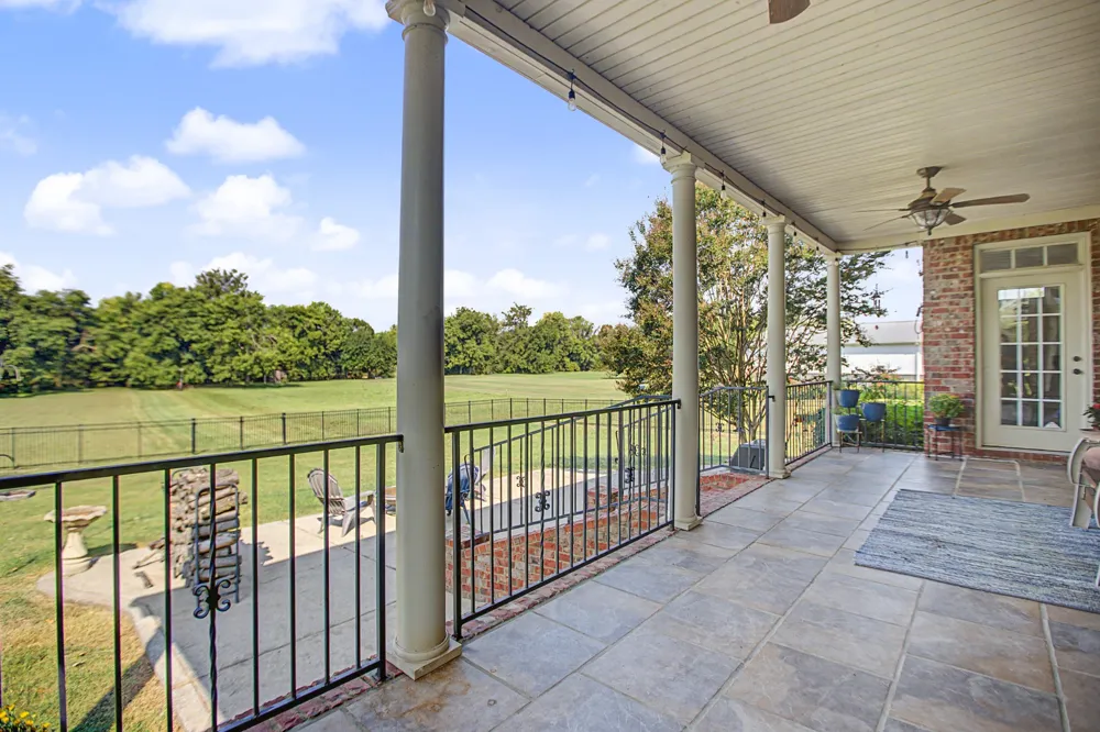 1405 Drakes Creek Rd Hendersonville, TN 37075