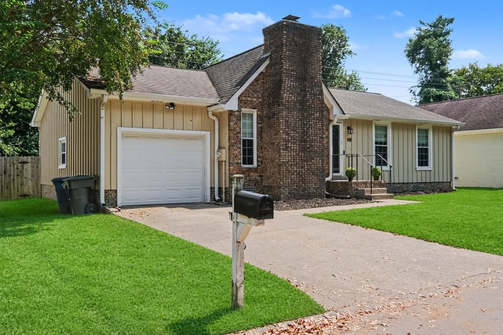 1918 Redbud Ct Franklin, TN 37064
