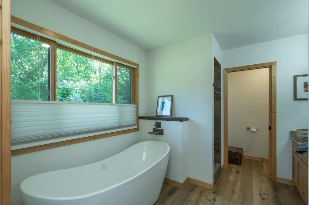 4175 County 71 NW Hackensack, MN 56452