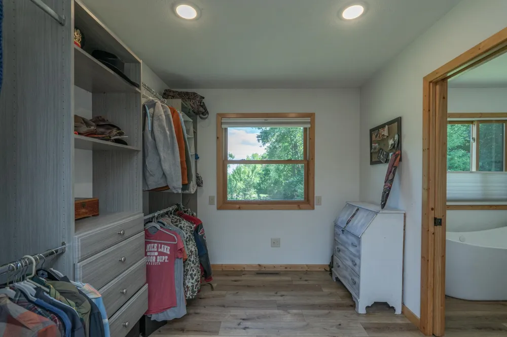 4175 County 71 NW Hackensack, MN 56452
