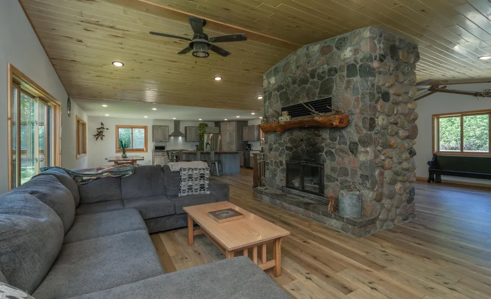 4175 County 71 NW Hackensack, MN 56452