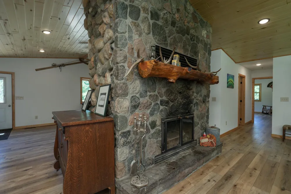 4175 County 71 NW Hackensack, MN 56452