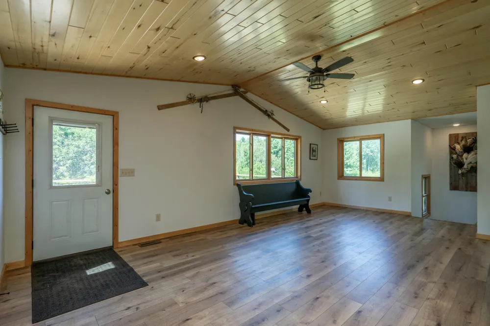 4175 County 71 NW Hackensack, MN 56452