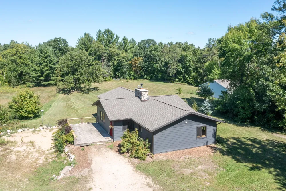 4175 County 71 NW Hackensack, MN 56452