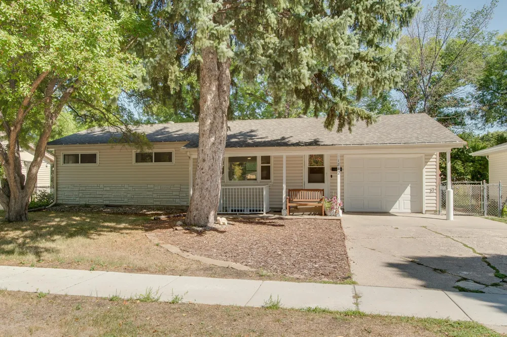 1842 15th Street S Fargo, ND 58103