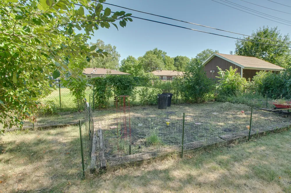 1842 15th Street S Fargo, ND 58103