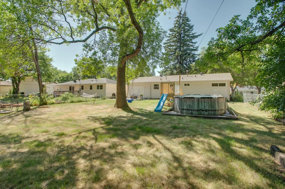 1842 15th Street S Fargo, ND 58103