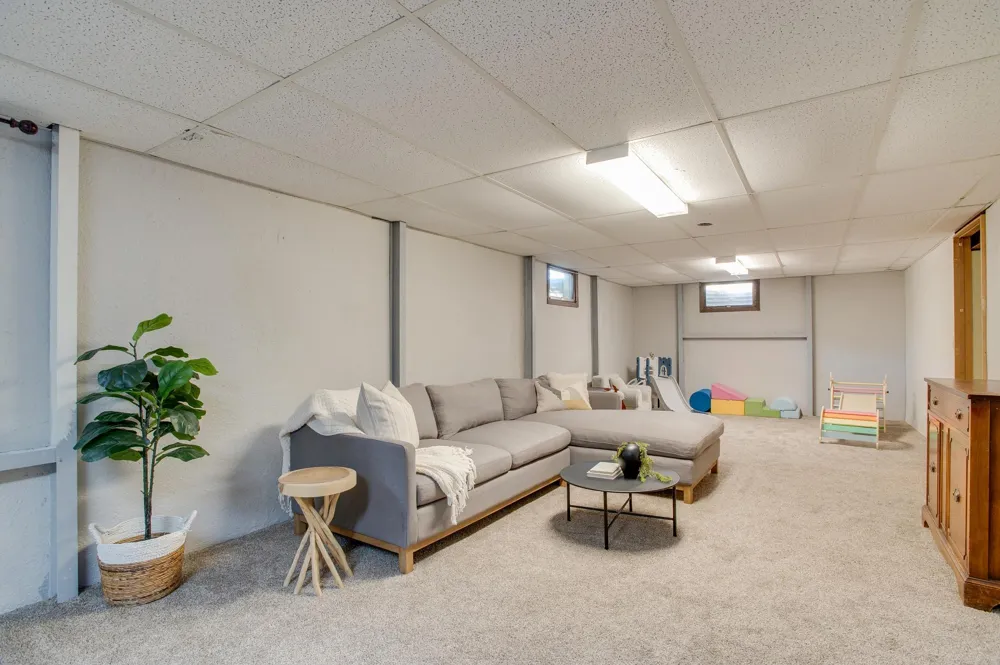 1842 15th Street S Fargo, ND 58103