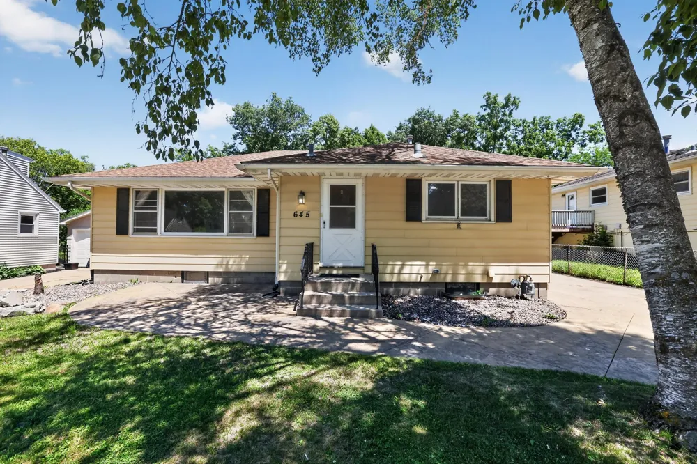 645 23rd Street NE Rochester, MN 55906