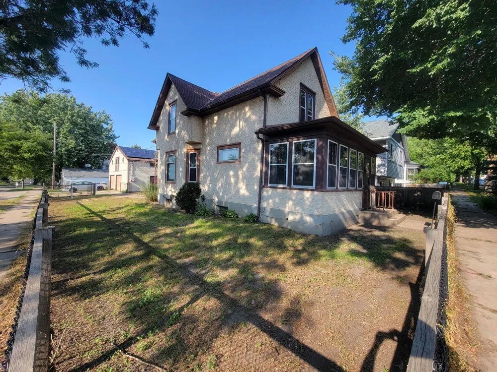 85 Hatch Avenue Saint Paul, MN 55117