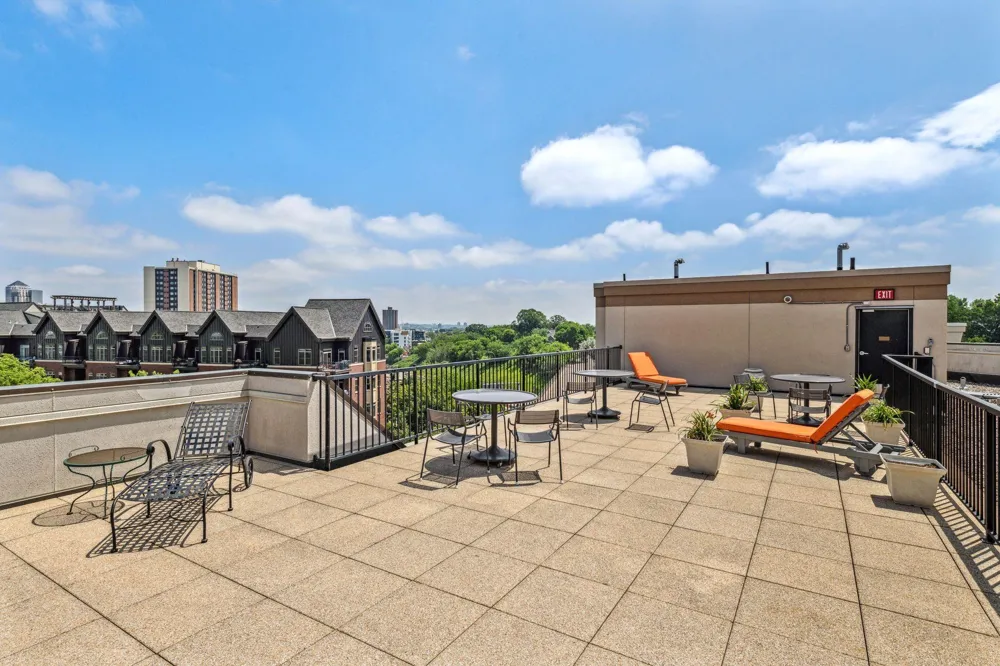 317 Groveland Avenue #311 Minneapolis, MN 55403