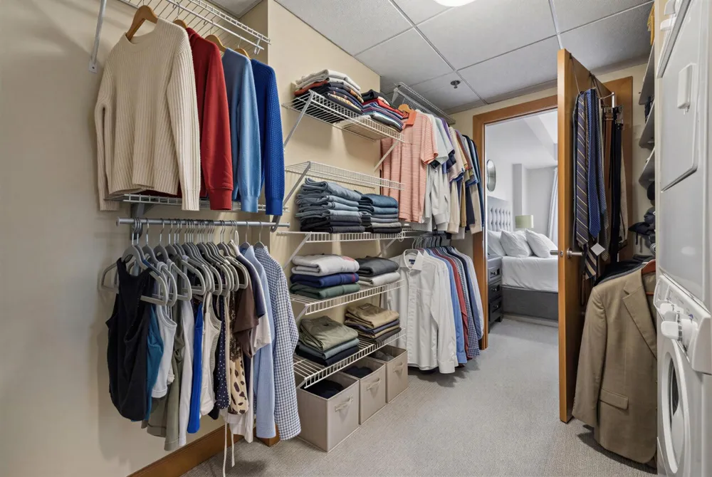 317 Groveland Avenue #311 Minneapolis, MN 55403
