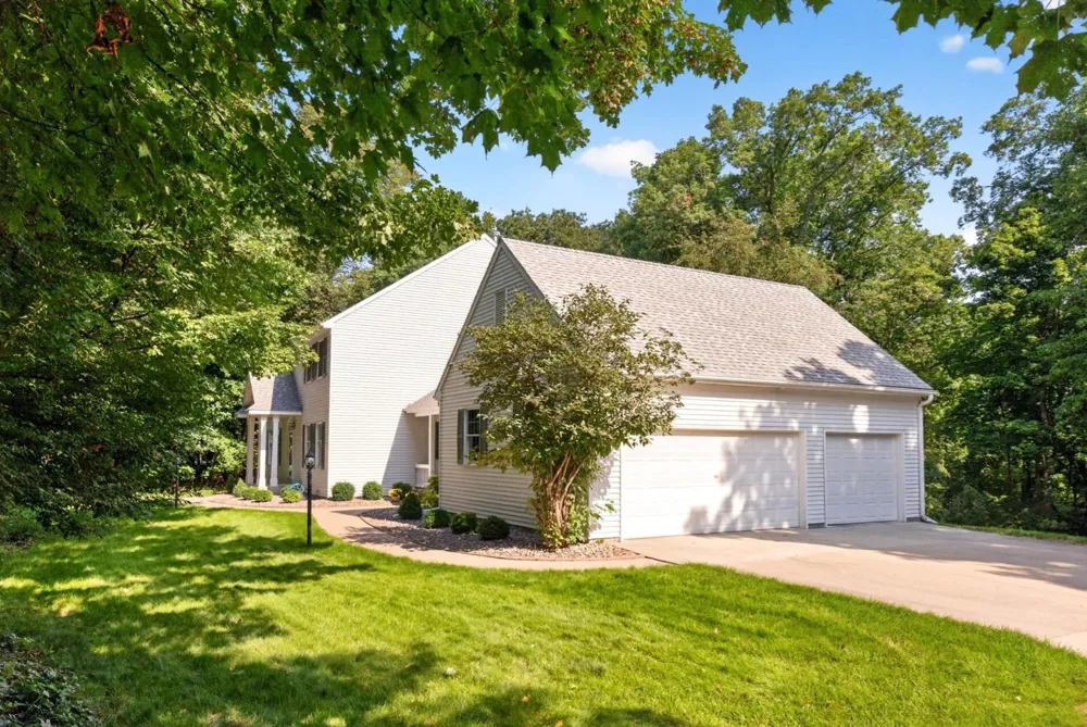 2374 Transit Court SW Rochester, MN 55902