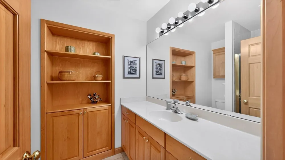 2374 Transit Court SW Rochester, MN 55902
