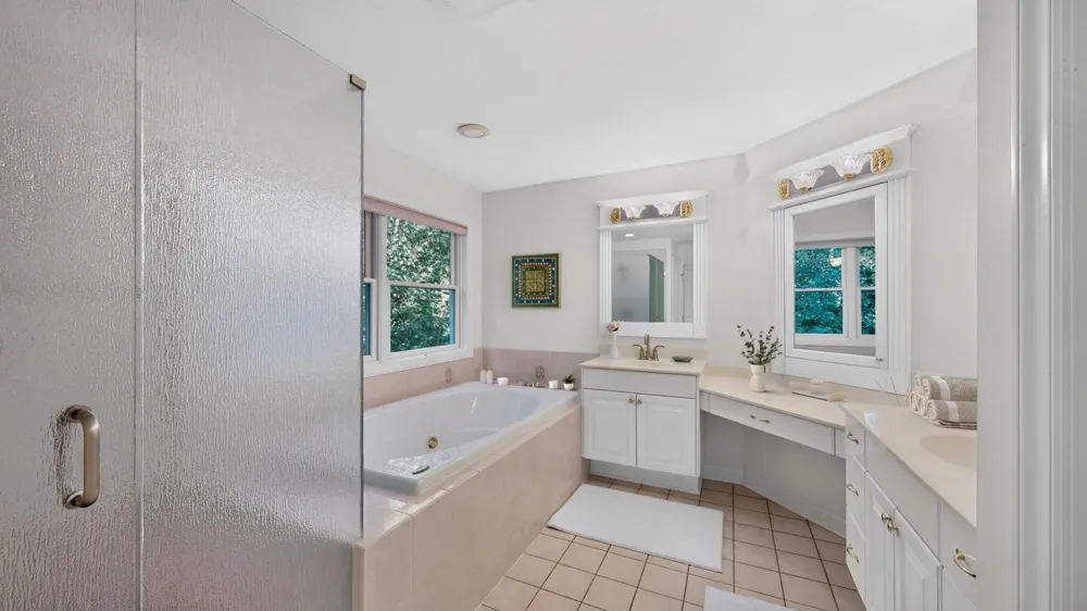 2374 Transit Court SW Rochester, MN 55902