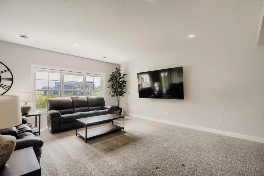 10238 Shadyview Lane Maple Grove, MN 55311