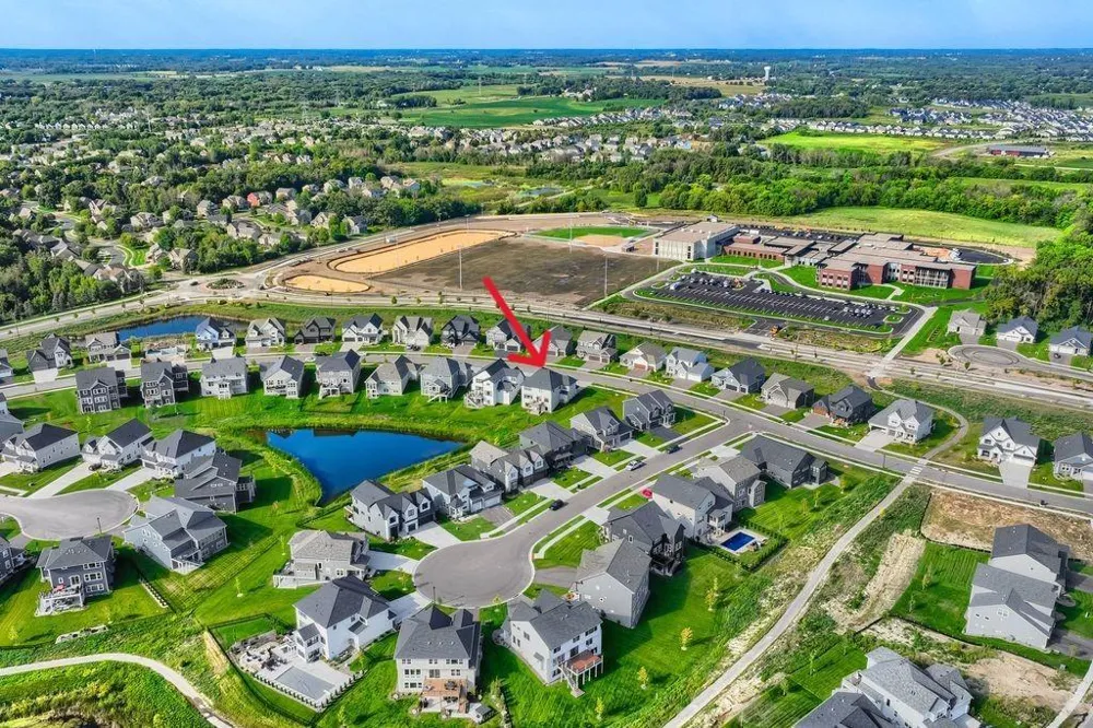 10238 Shadyview Lane Maple Grove, MN 55311