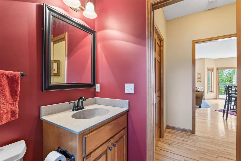 17701 76th Avenue Maple Grove, MN 55311