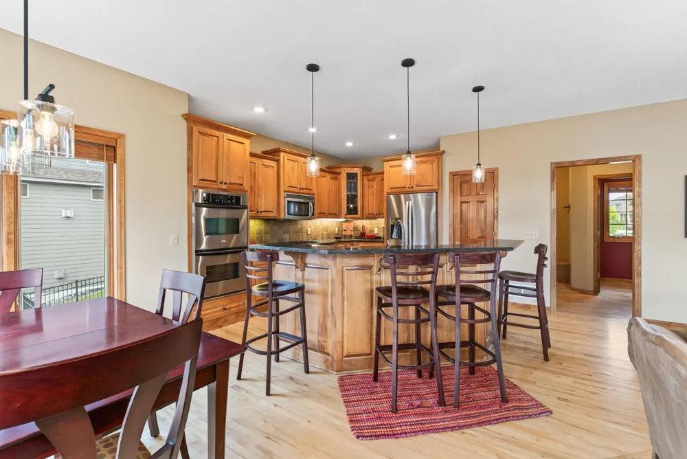 17701 76th Avenue Maple Grove, MN 55311