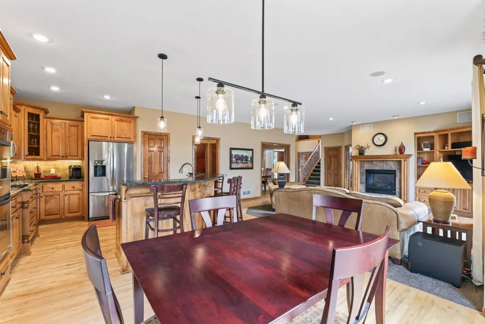 17701 76th Avenue Maple Grove, MN 55311
