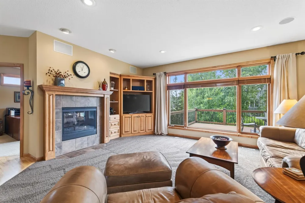 17701 76th Avenue Maple Grove, MN 55311
