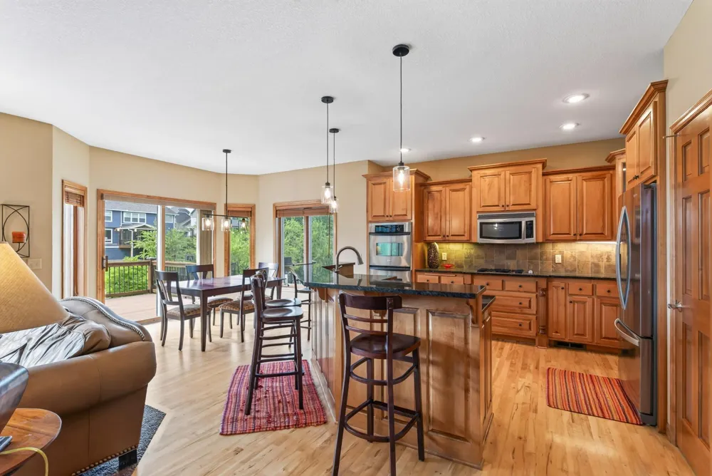17701 76th Avenue Maple Grove, MN 55311