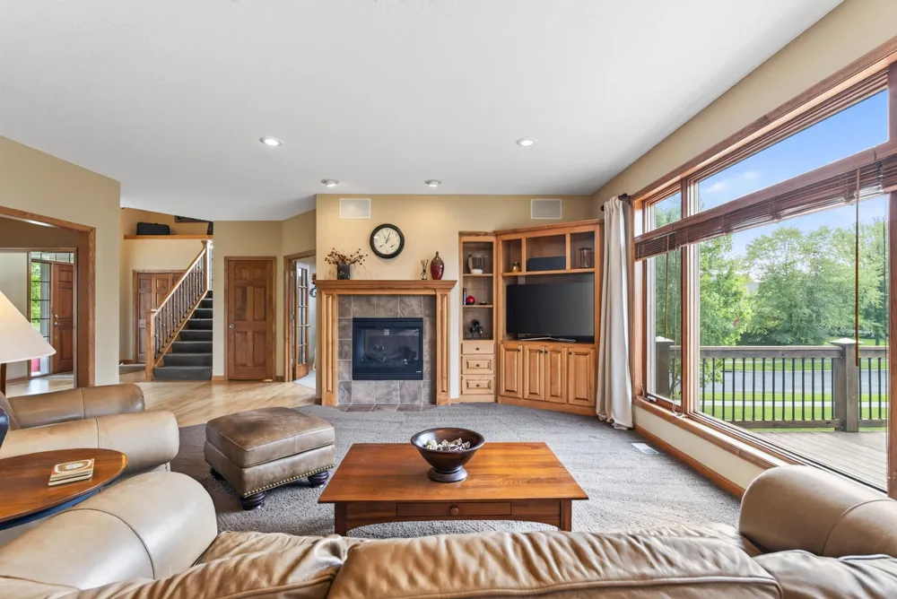 17701 76th Avenue Maple Grove, MN 55311