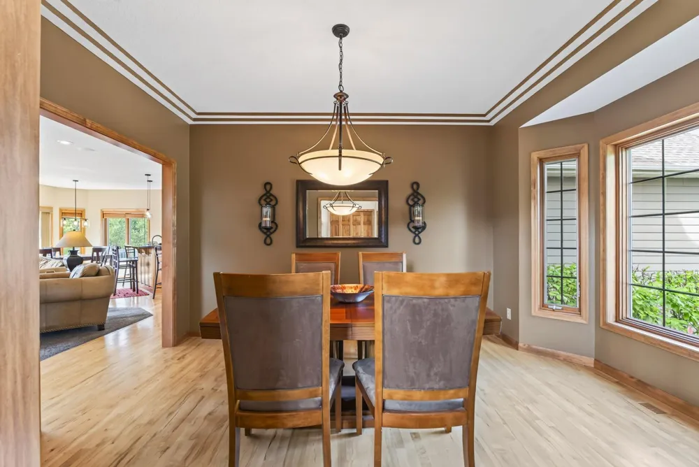 17701 76th Avenue Maple Grove, MN 55311