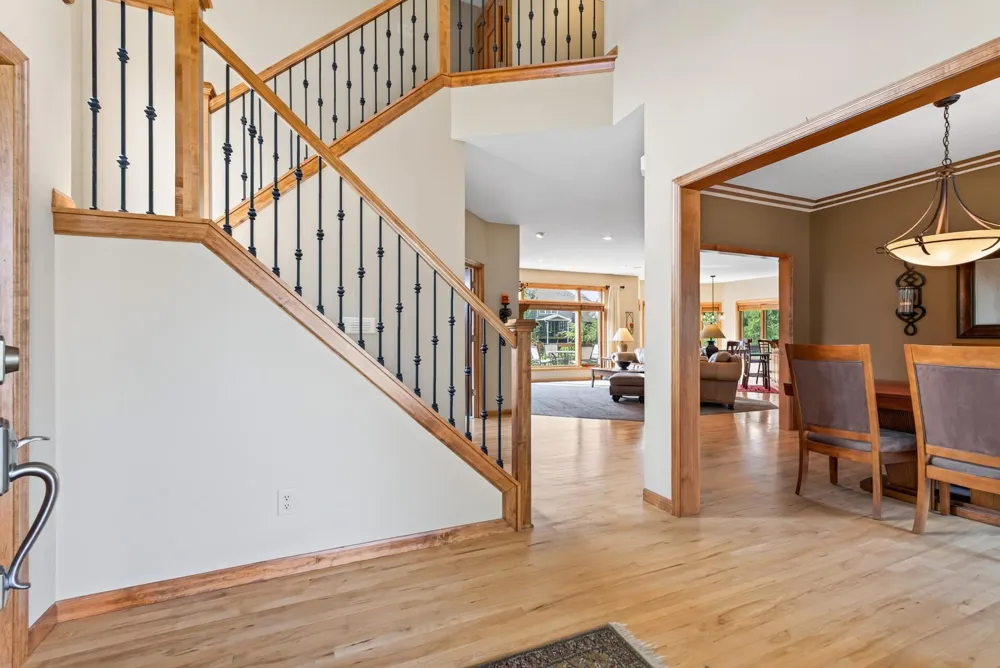 17701 76th Avenue Maple Grove, MN 55311