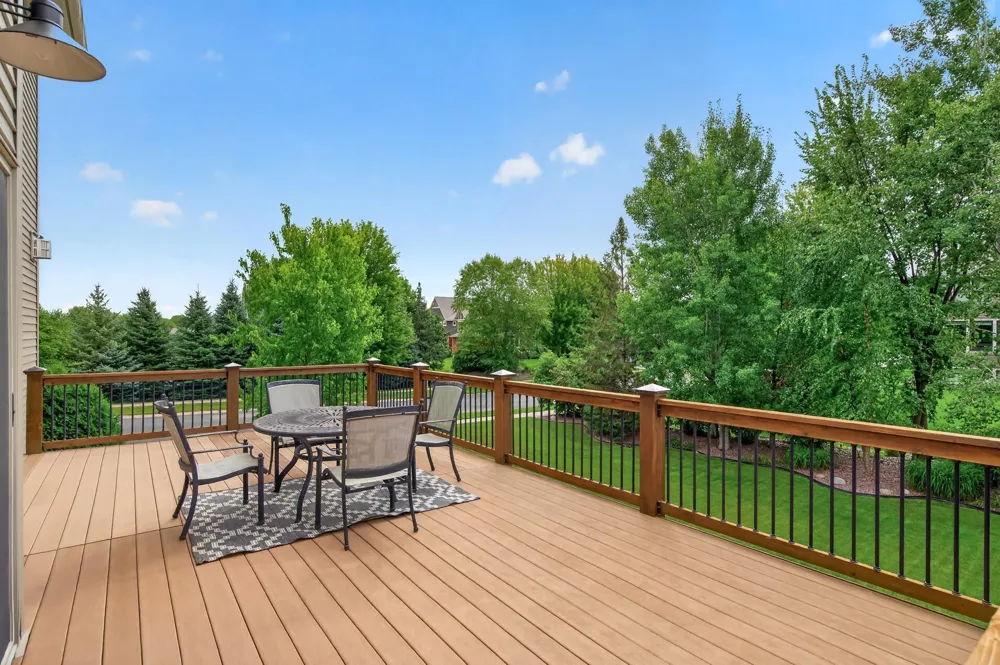 17701 76th Avenue Maple Grove, MN 55311