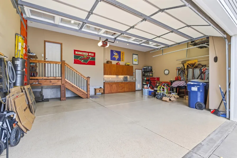 17701 76th Avenue Maple Grove, MN 55311