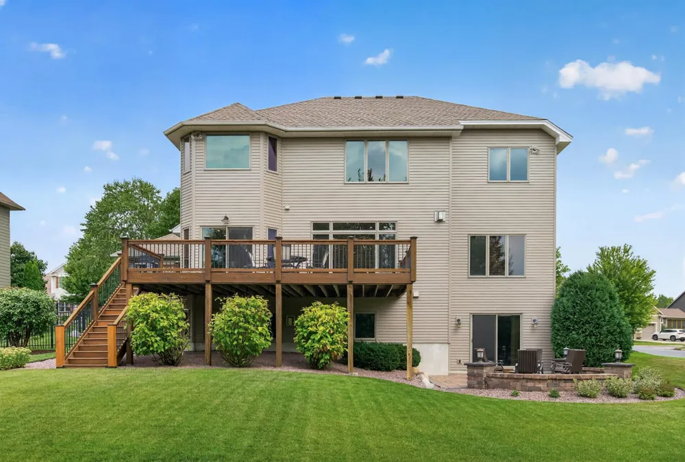 17701 76th Avenue Maple Grove, MN 55311