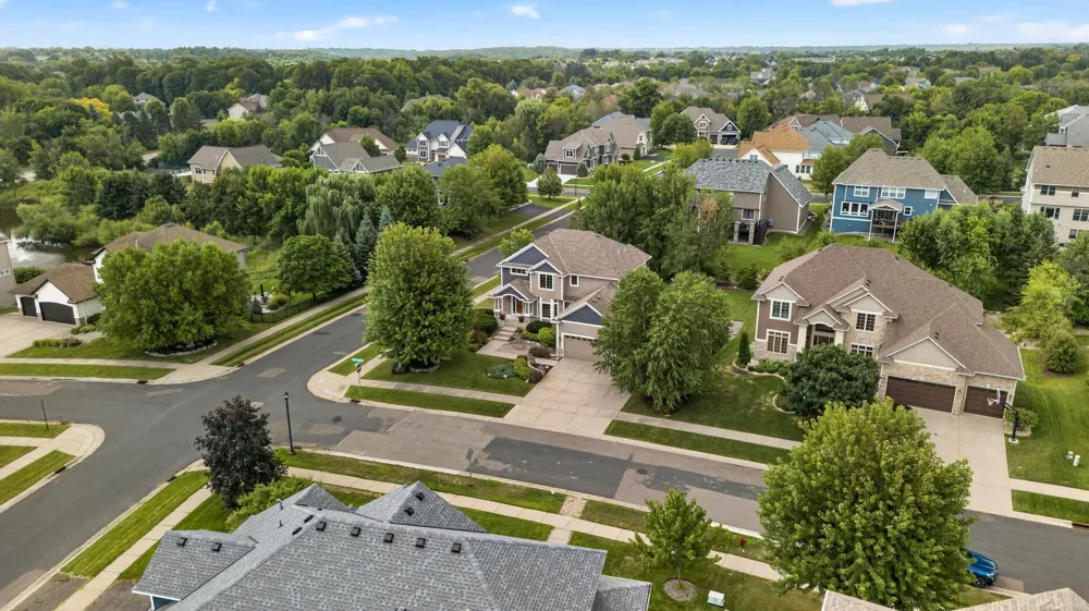 17701 76th Avenue Maple Grove, MN 55311